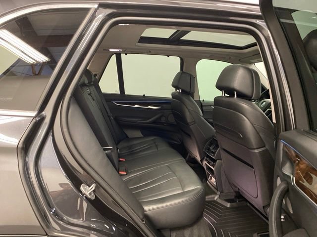 Used 2015 BMW X5 xDrive50i AWD/4WD image 26