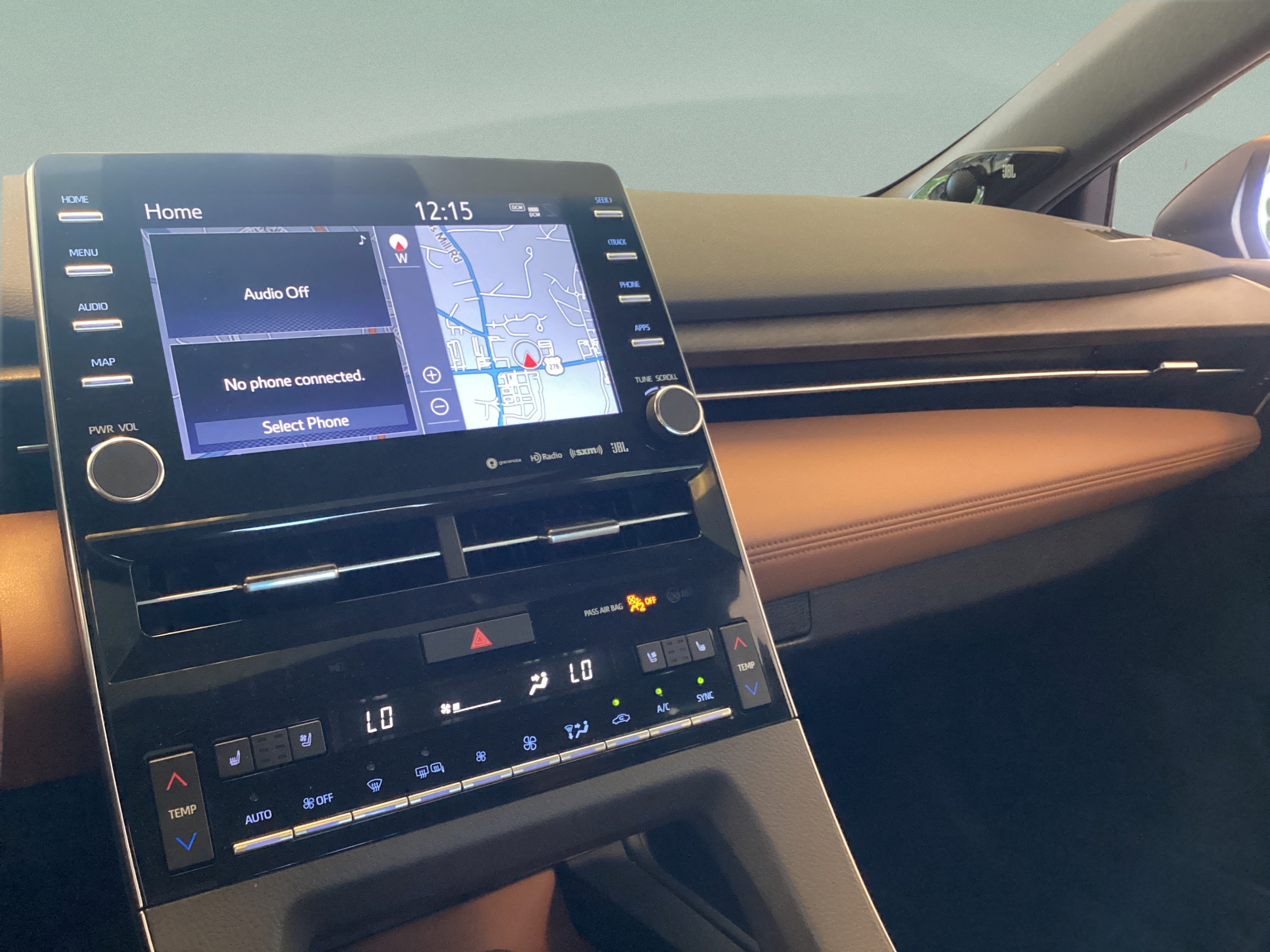 Certified 2022 Toyota Avalon Limited w/ Advanced Safety Package FWD image 14