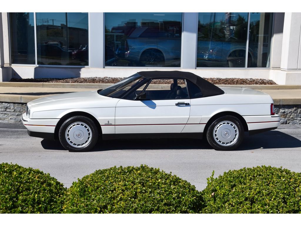 Used 1990 Cadillac Allante image 7