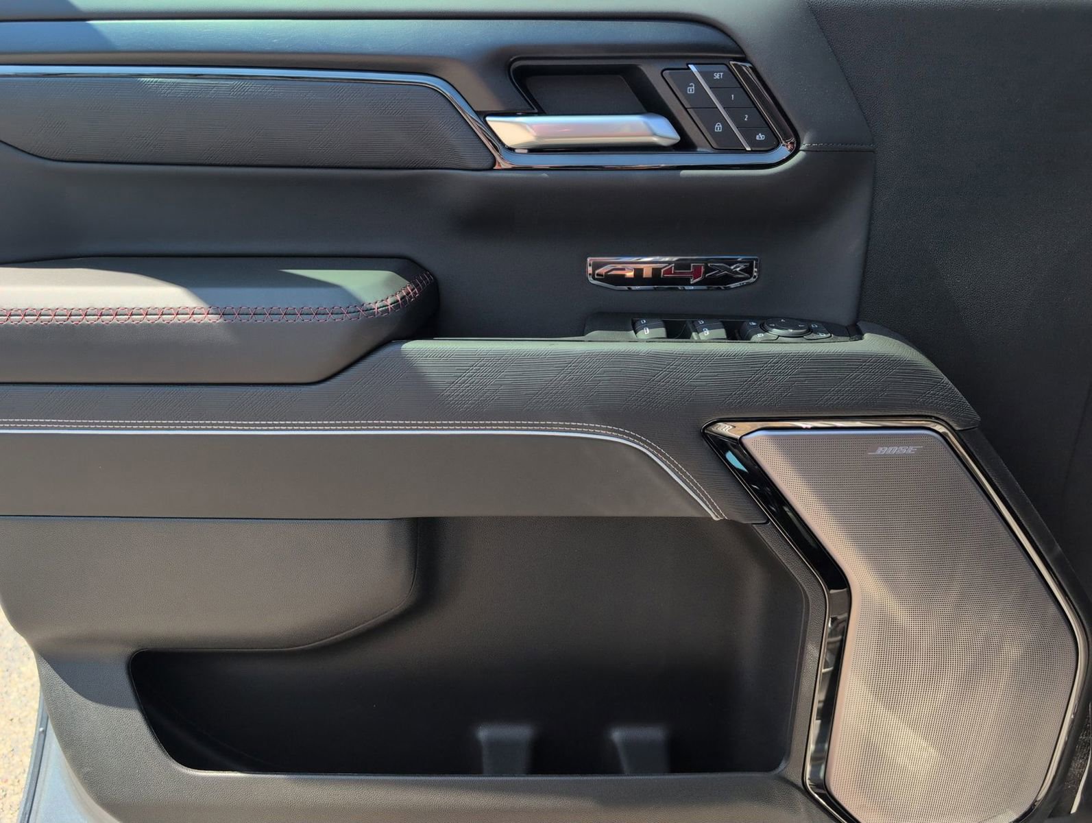New 2026 GMC Sierra 1500 AT4X AWD/4WD image 15