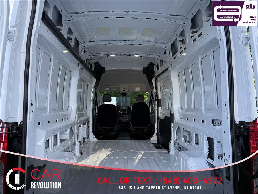 Used 2025 Ford Transit 250 148 High Roof AWD image 6