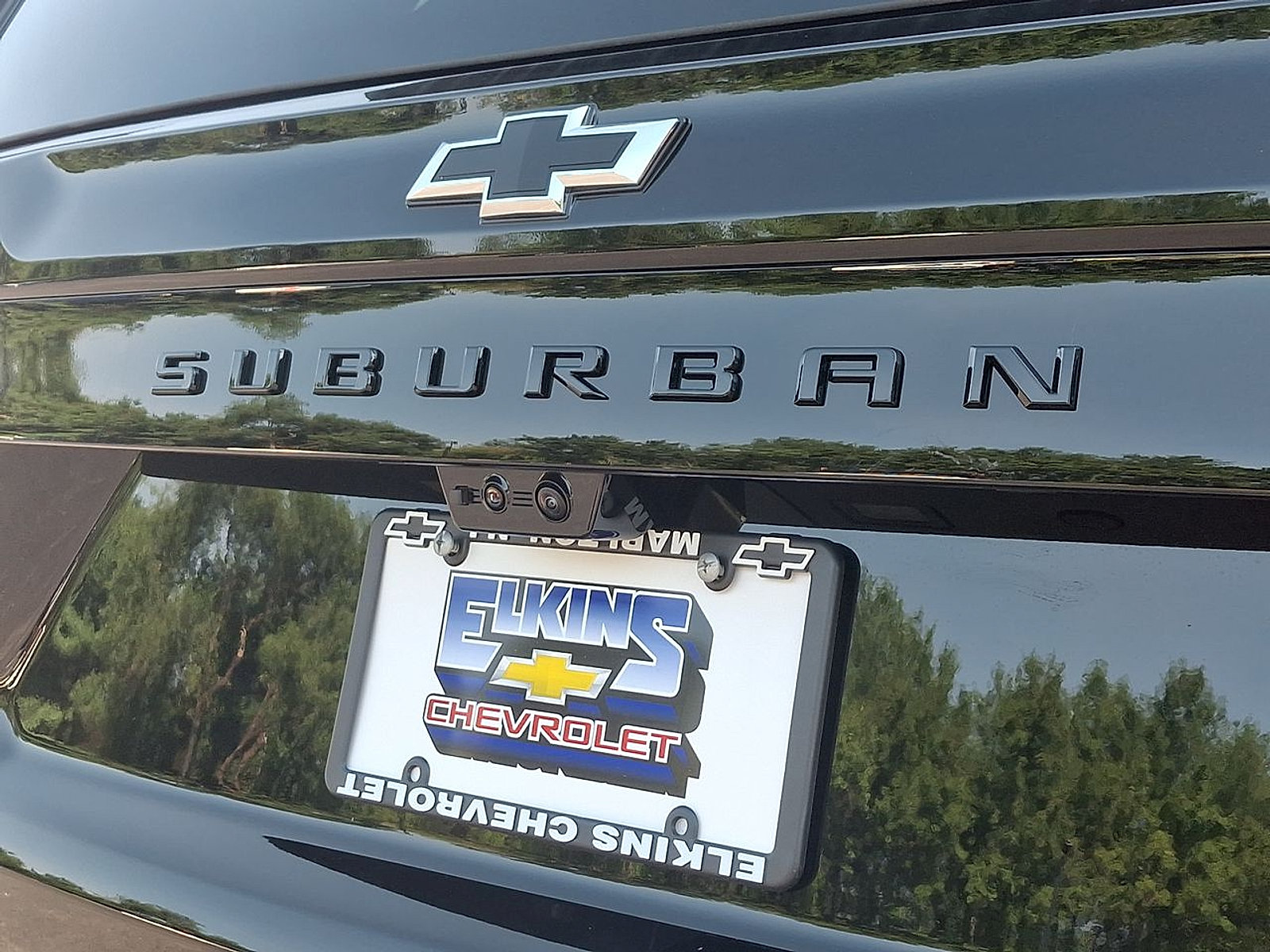 New 2026 Chevrolet Suburban Z71 w/ Z71 Off-Road Package AWD/4WD image 19