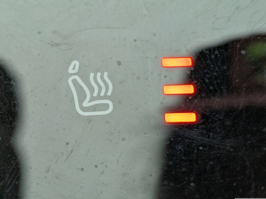 Certified 2025 Volvo EX90 Ultra w/ Protection Package Premier image 20