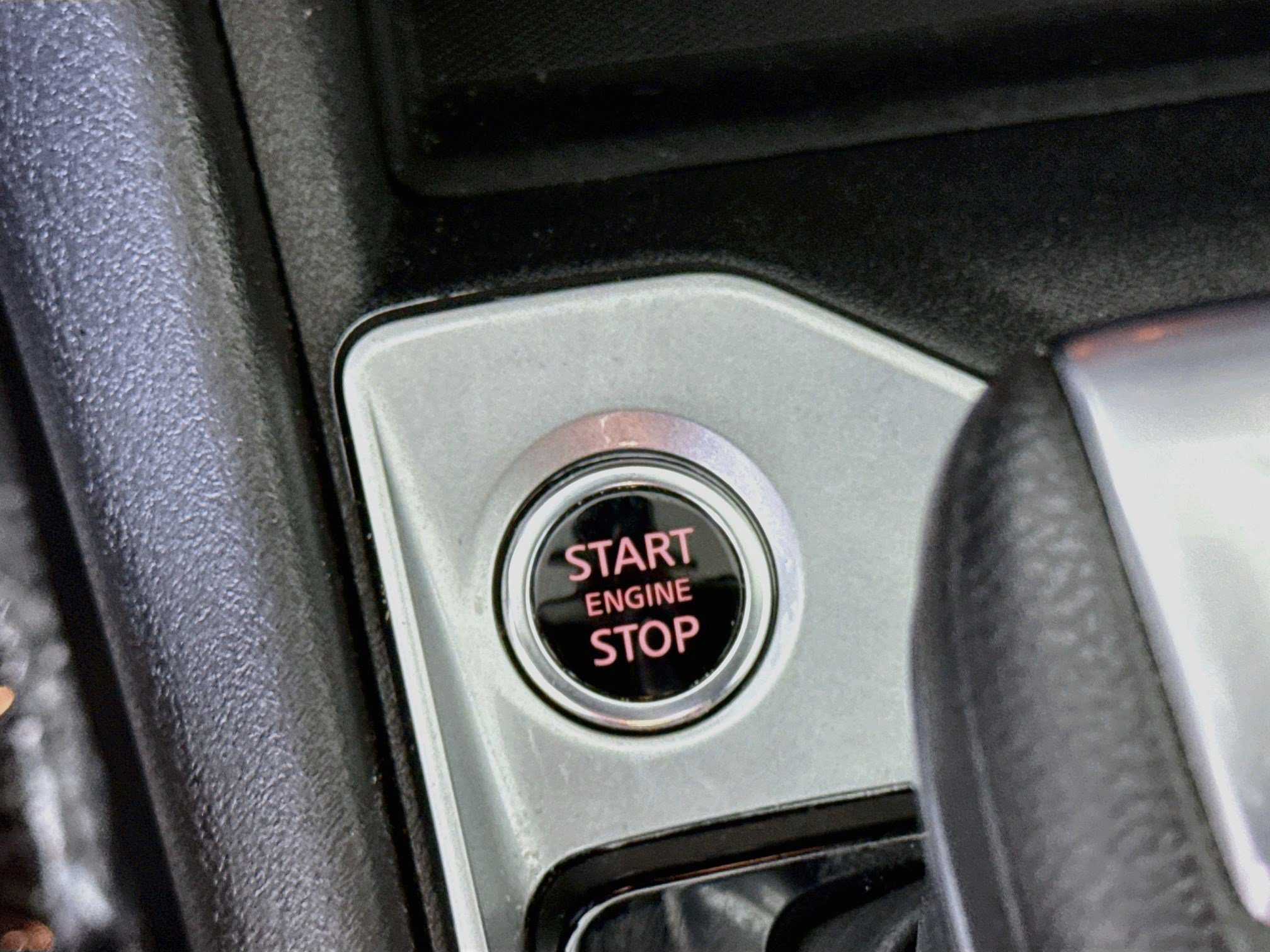 Used 2025 Nissan Altima 2.5 SV FWD image 21
