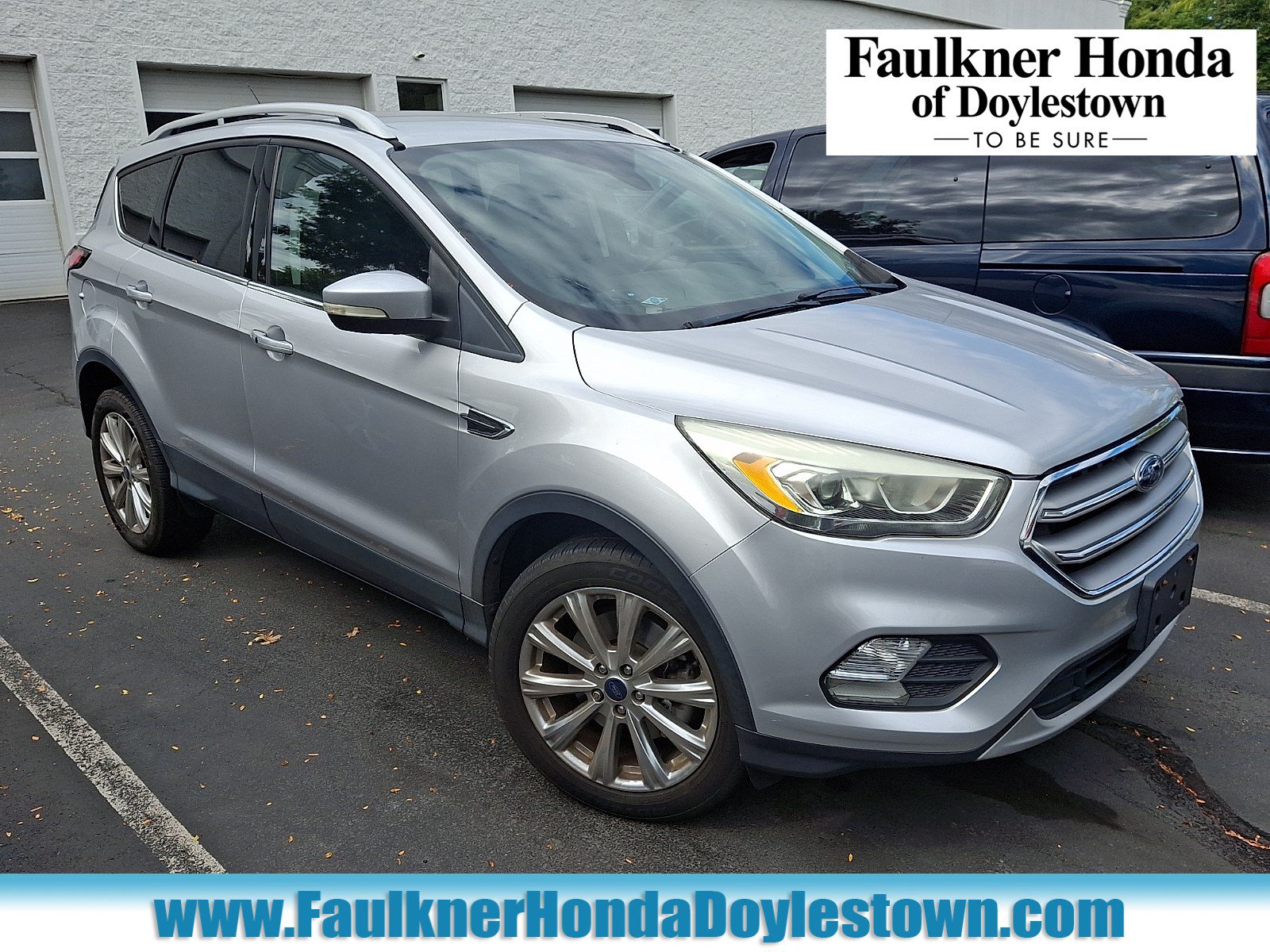 Used 2017 Ford Escape Titanium AWD/4WD image 1
