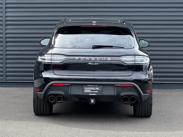 Certified 2025 Porsche Macan image 6