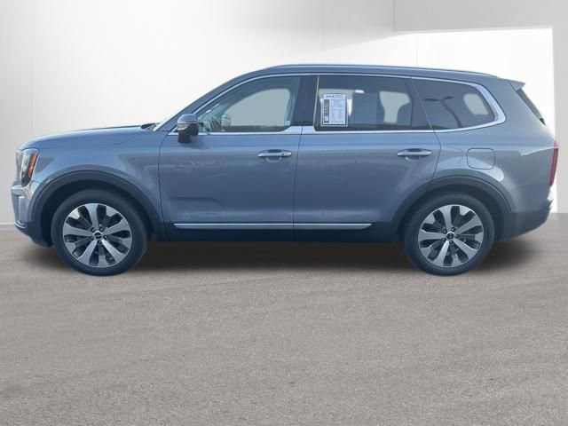 Used 2022 Kia Telluride EX w/ EX Premium Package image 2