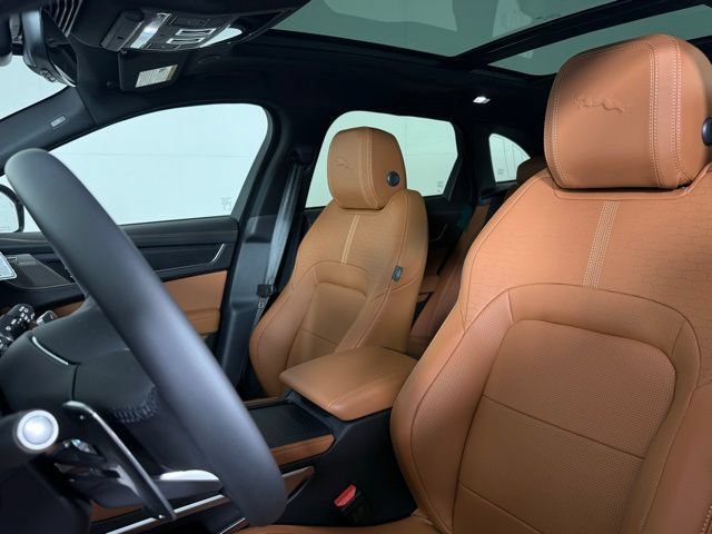 New 2026 Jaguar F-PACE R-Dynamic S AWD/4WD image 5