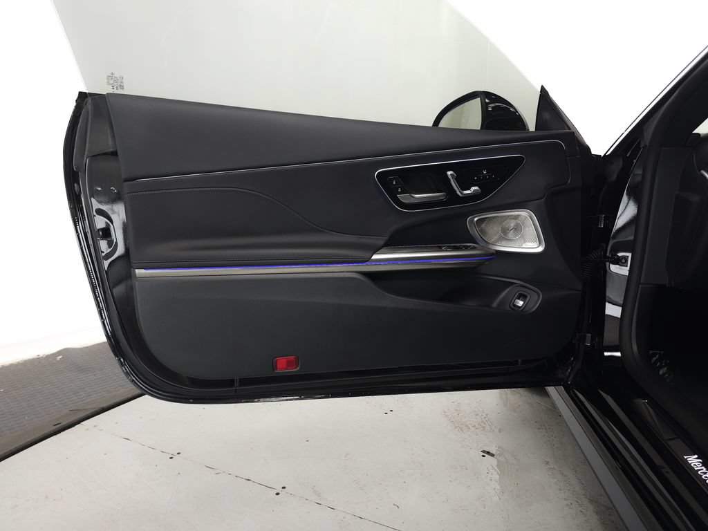 Certified 2024 Mercedes-Benz CLE 300 4MATIC Coupe image 5
