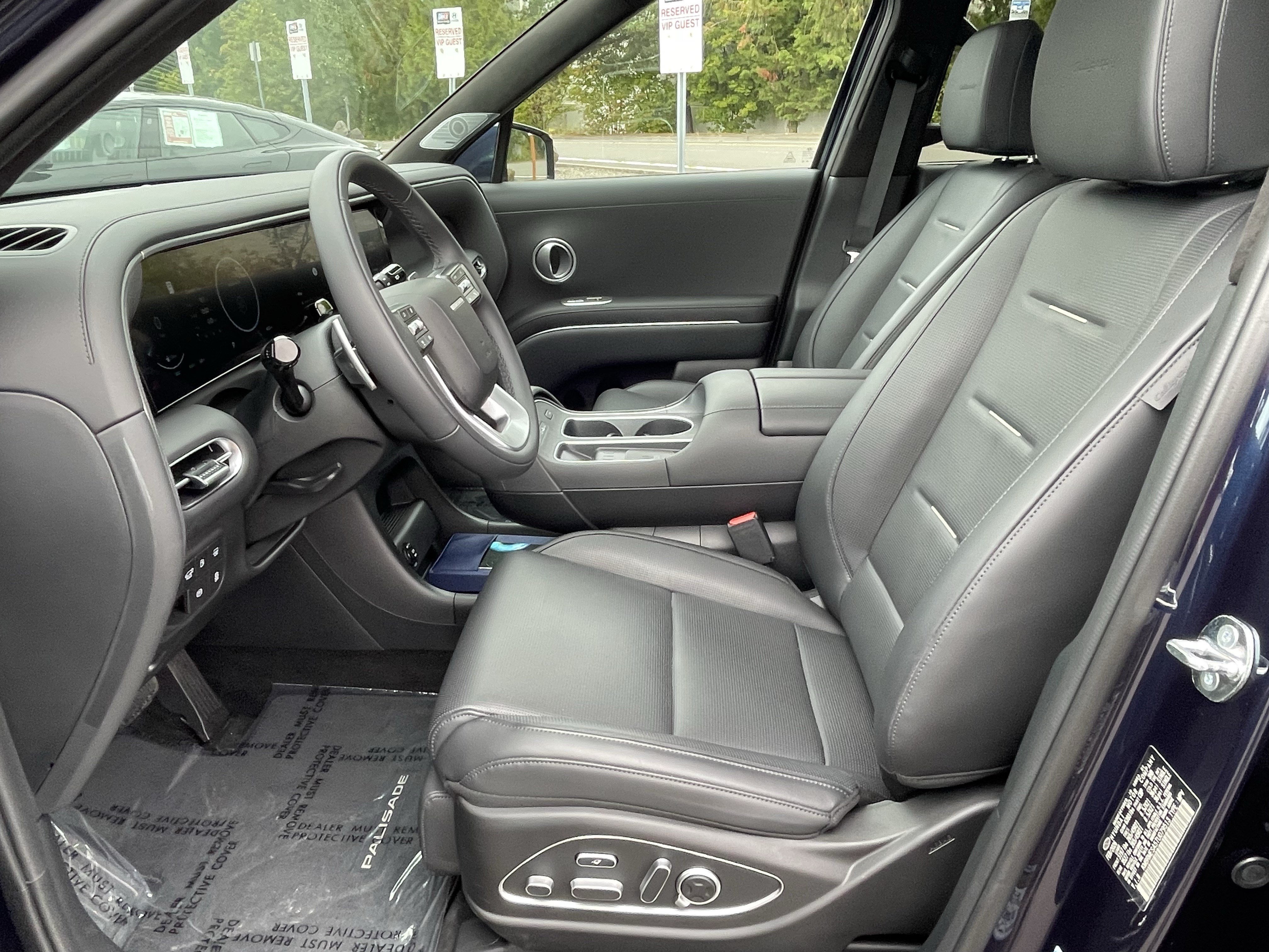 Certified 2026 Hyundai Palisade Calligraphy AWD/4WD image 11