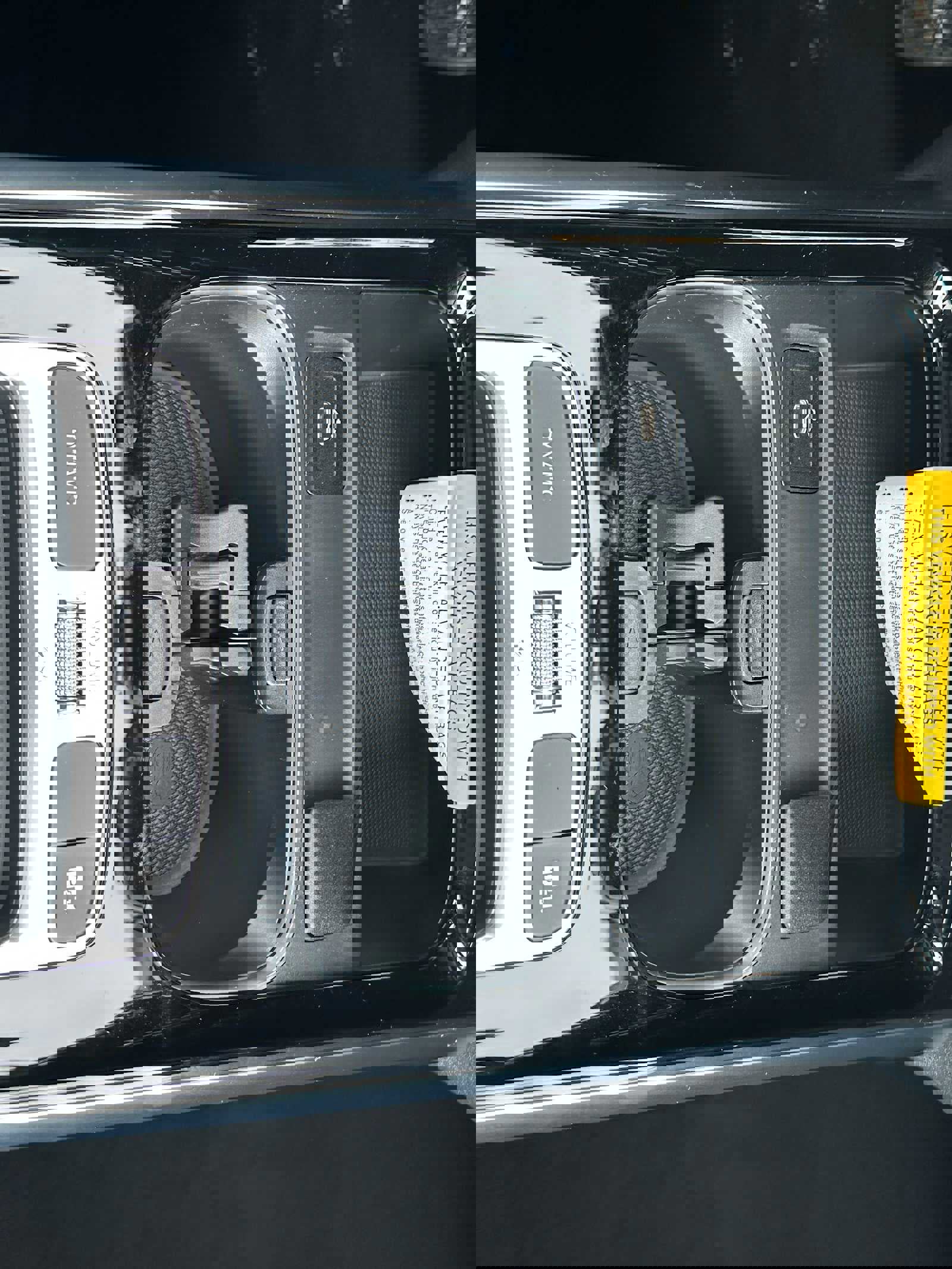 Used 2026 Mercedes-Benz GLB 250 4MATIC image 29