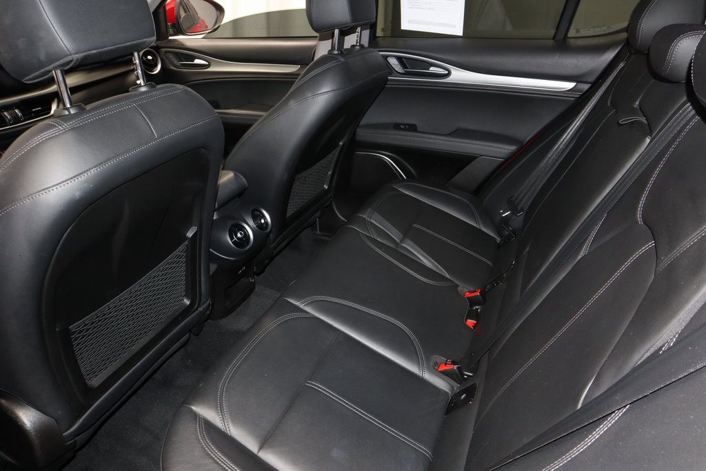 Used 2018 Alfa Romeo Stelvio Sport w/ Quick Order Package 22J Sport image 18