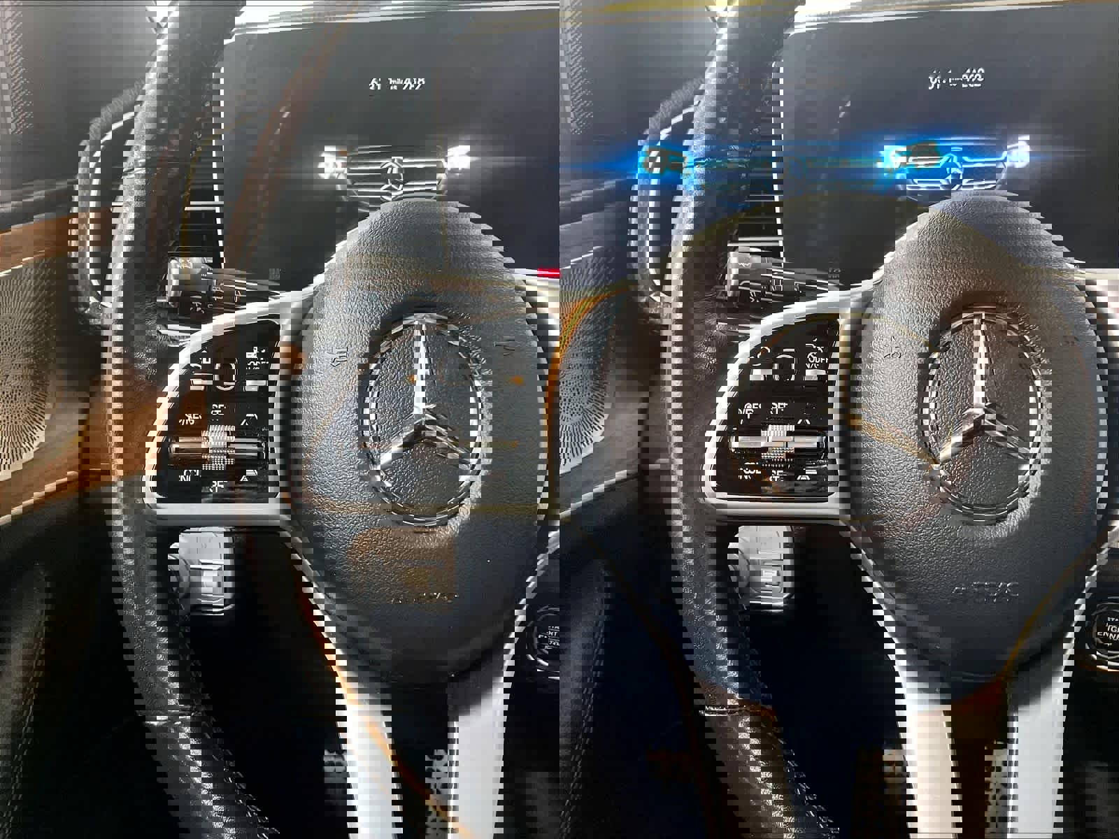 Used 2022 Mercedes-Benz GLS 450 4MATIC image 24