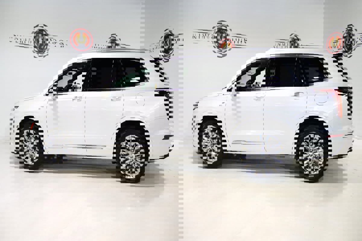 Used 2022 Cadillac XT6 Premium Luxury w/ Technology Package image 27