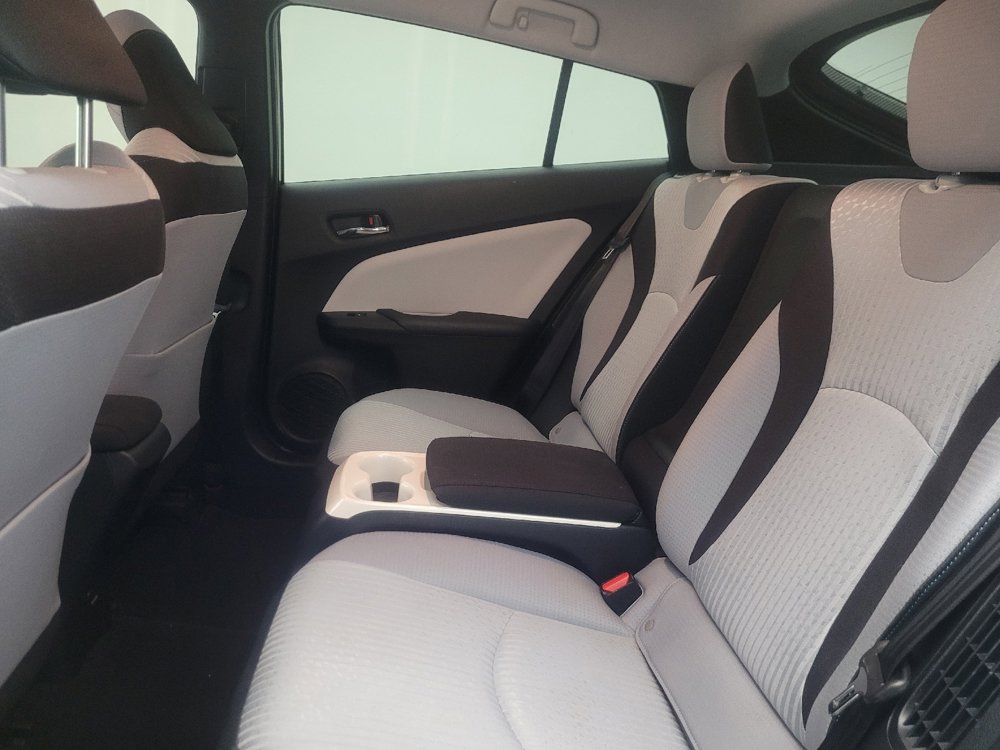 Used 2017 Toyota Prius Prime Plus w/ Carpet Mat Package image 18