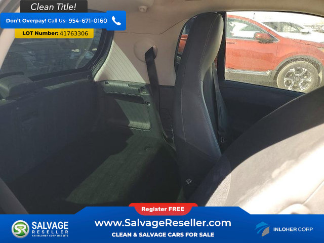 Used 2015 smart fortwo passion RWD image 13
