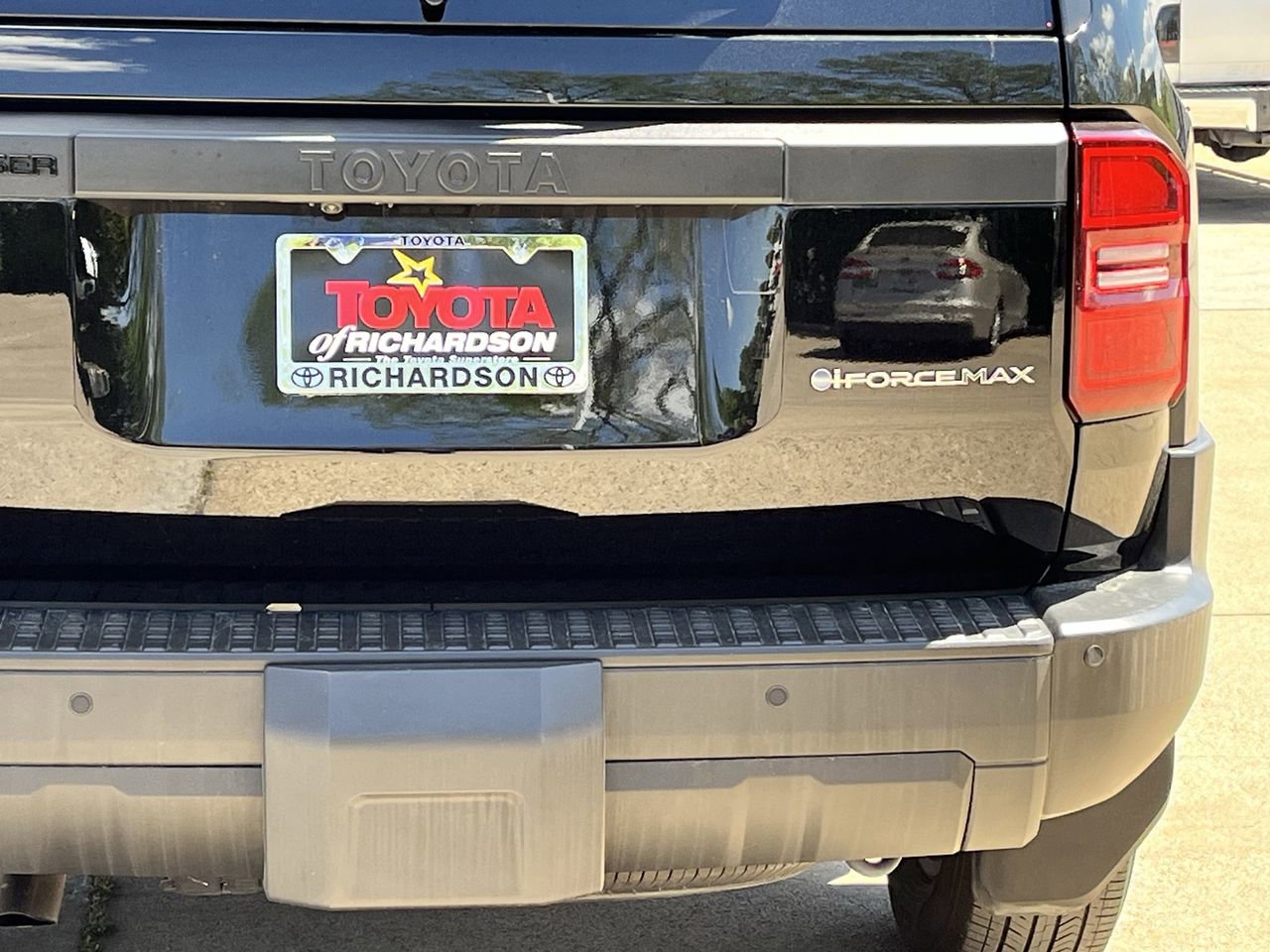 Used 2024 Toyota Land Cruiser 1958 image 6