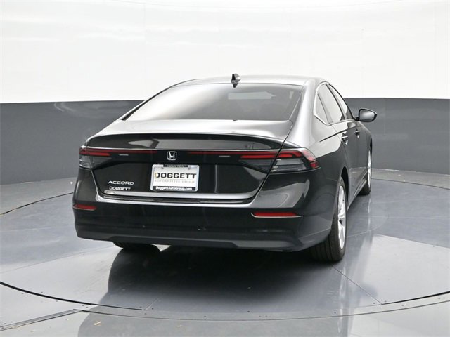 Used 2025 Honda Accord LX image 11