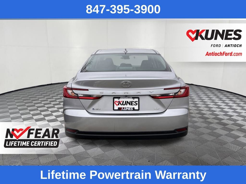Used 2025 Toyota Camry LE FWD image 4