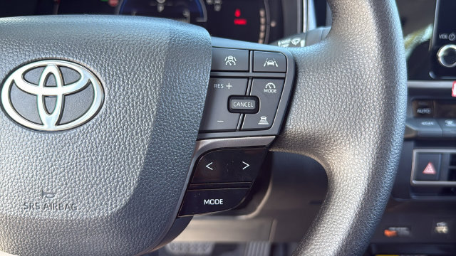 Used 2026 Toyota Camry LE FWD image 21