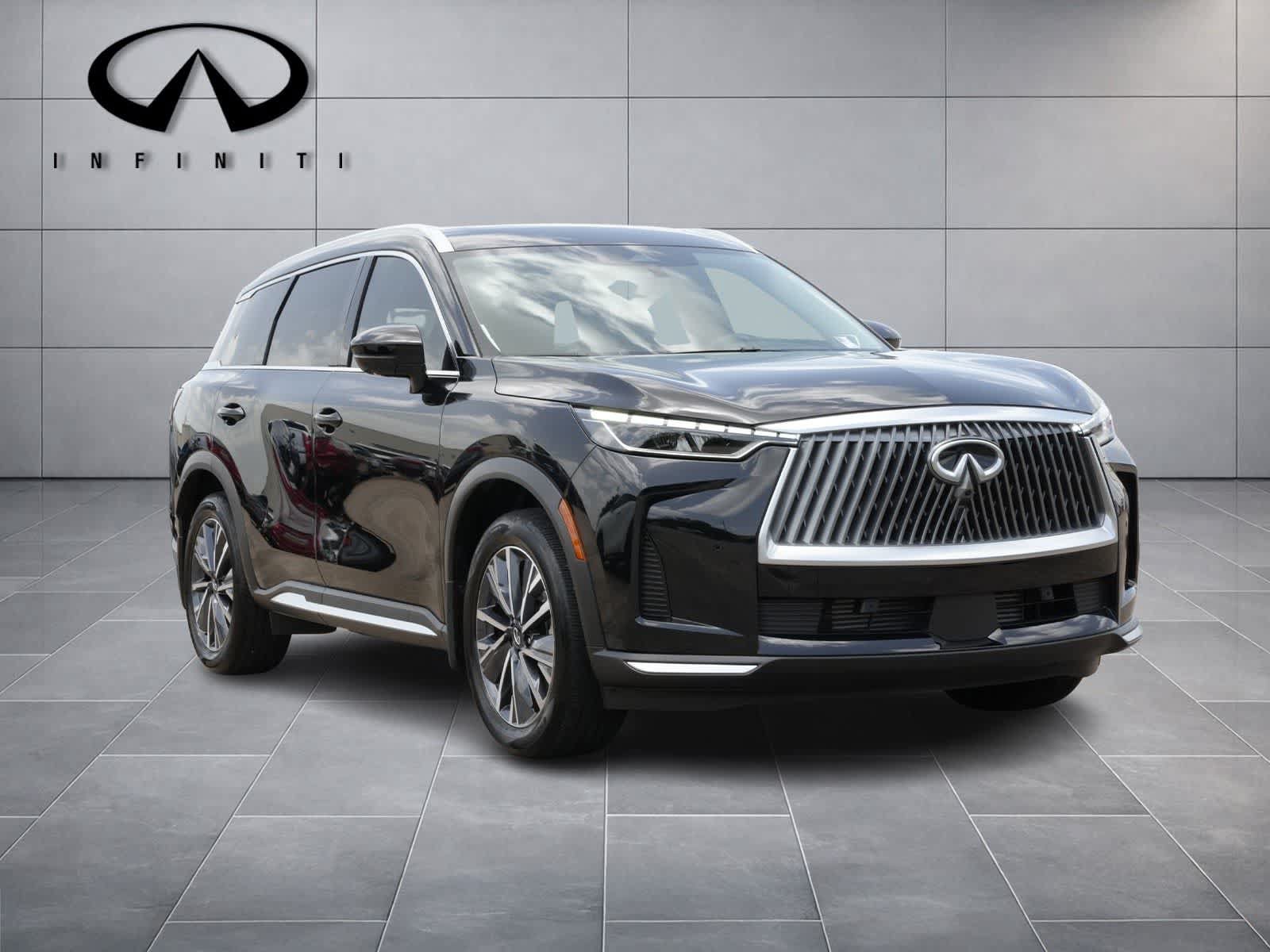 Certified 2026 INFINITI QX60 Luxe w/ Cargo Package FWD image 3