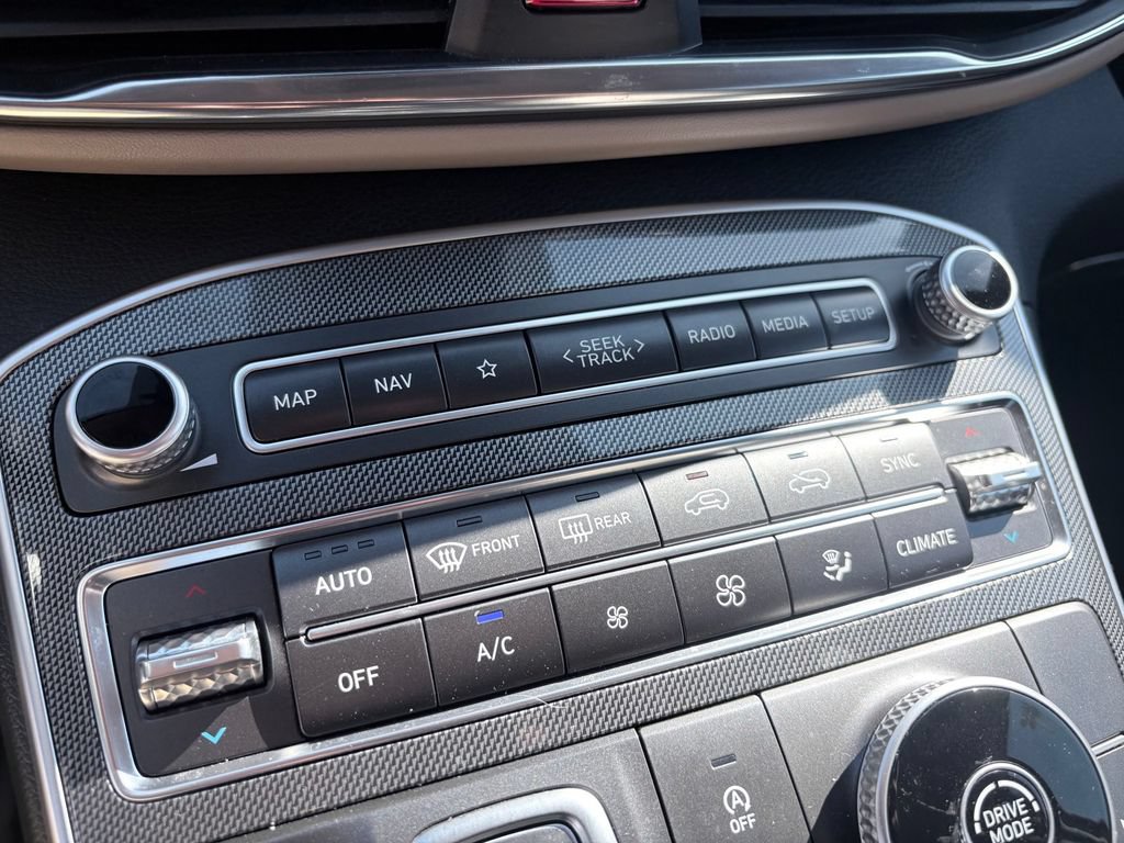 Used 2023 Hyundai Santa Fe SEL w/ Cargo Package FWD image 19