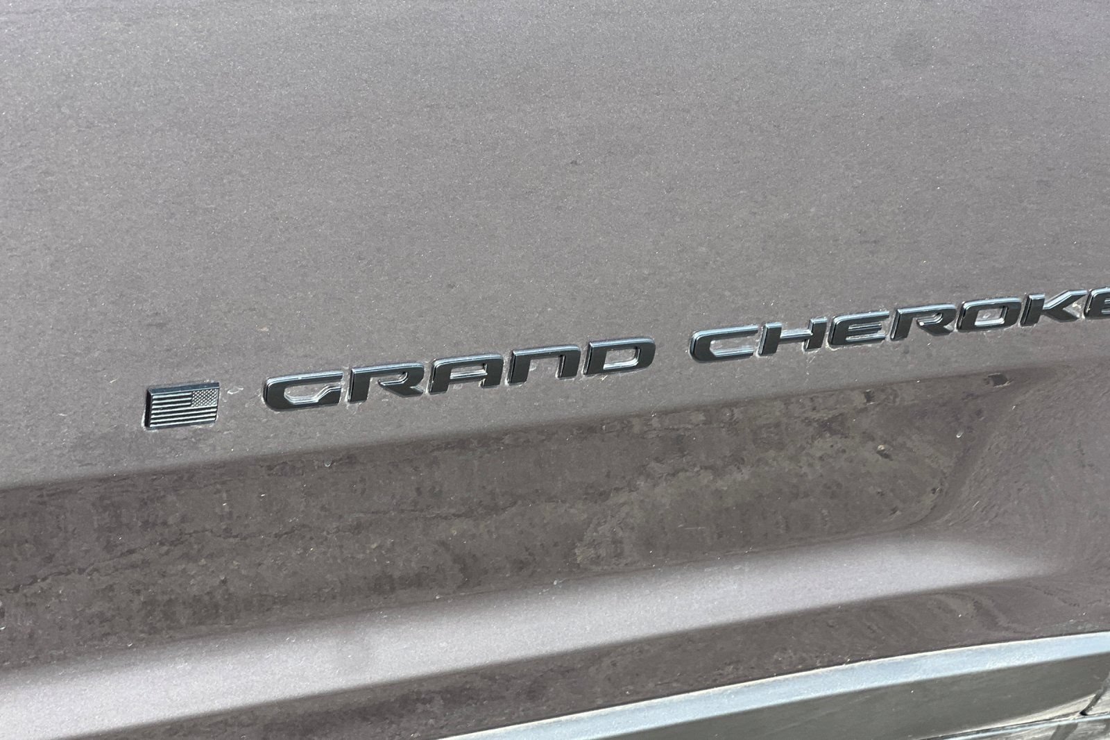 Used 2025 Jeep Grand Cherokee L Altitude AWD/4WD image 8