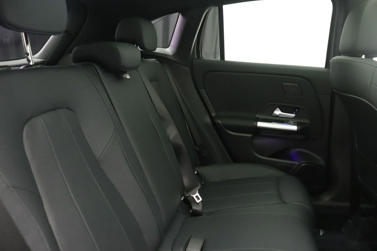 New 2026 Mercedes-Benz GLA 250 GLA 250 image 10