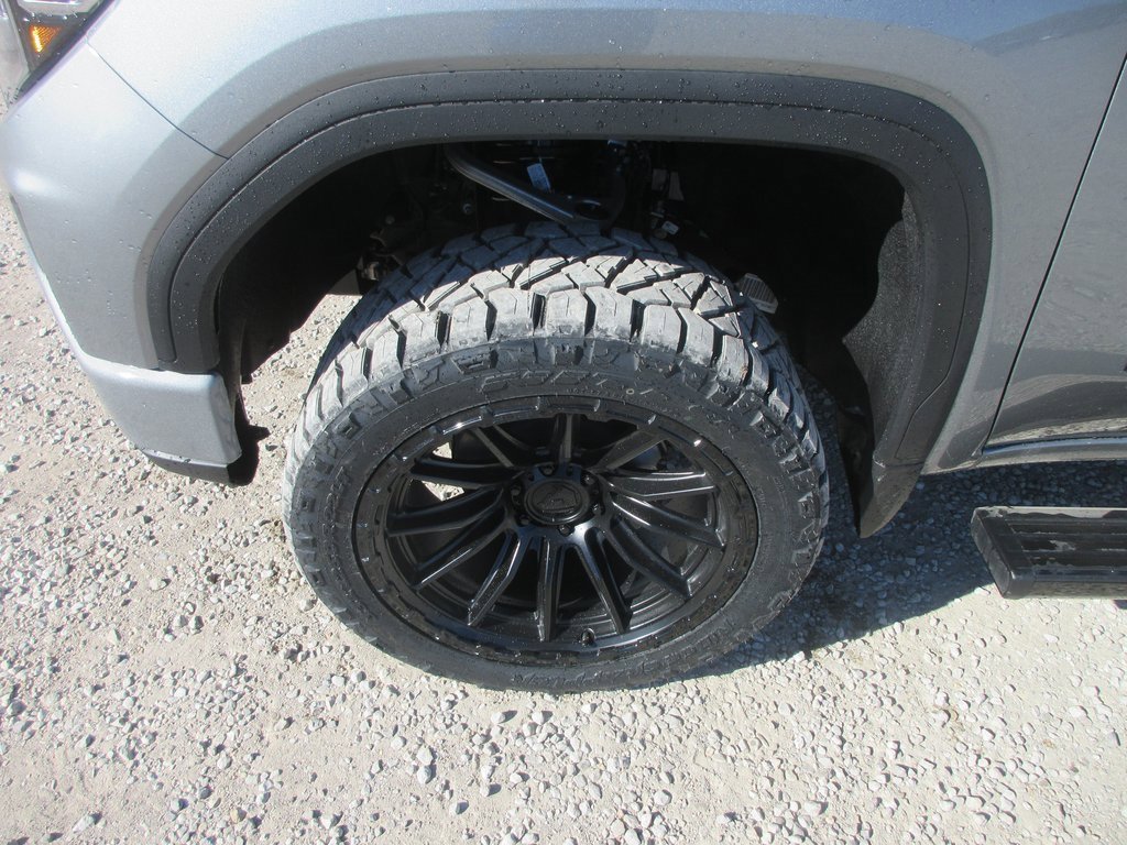 New 2026 GMC Sierra 1500 Denali w/ Denali Reserve Package image 14