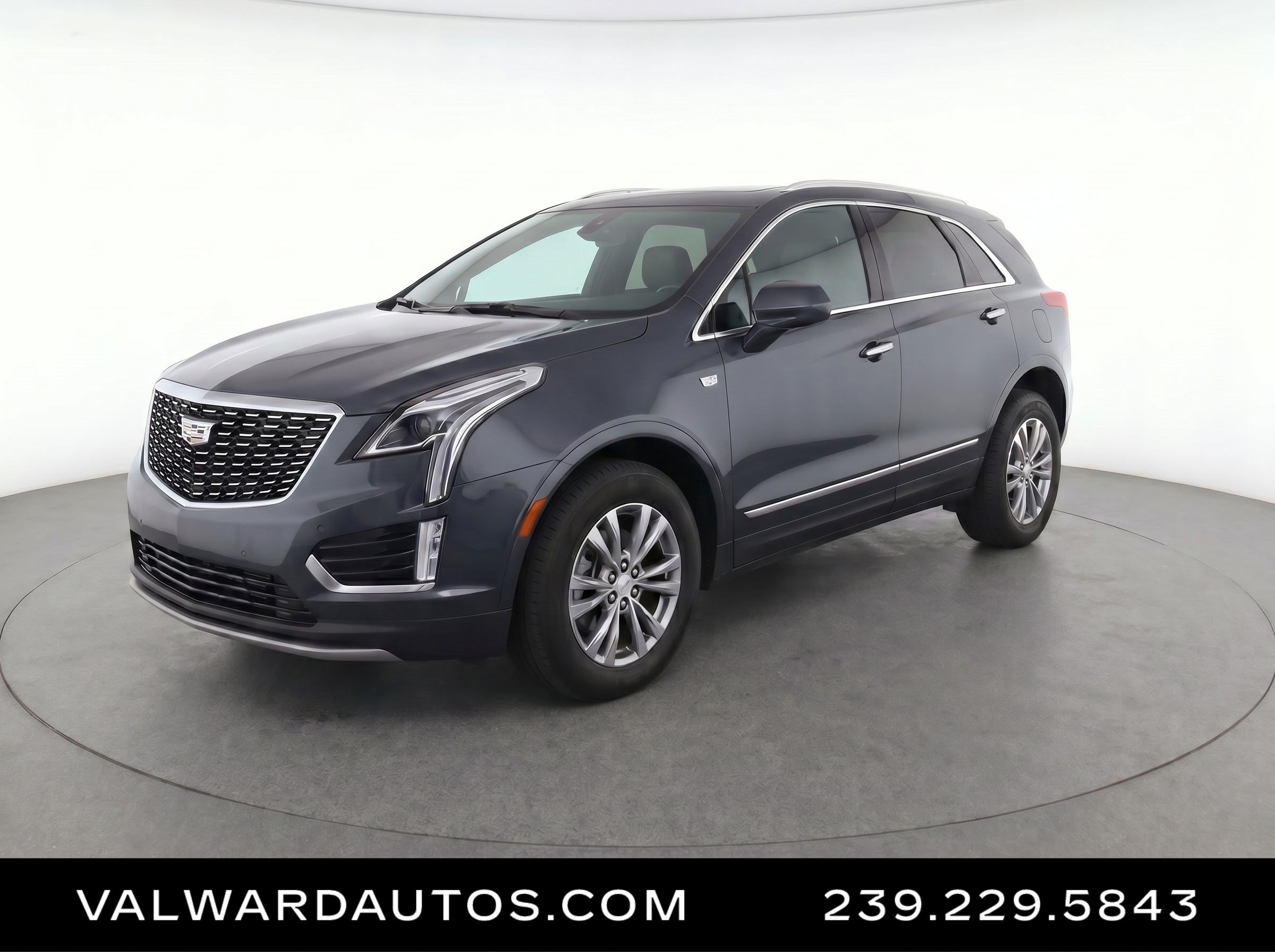 Used 2021 Cadillac XT5 Premium Luxury FWD image 1