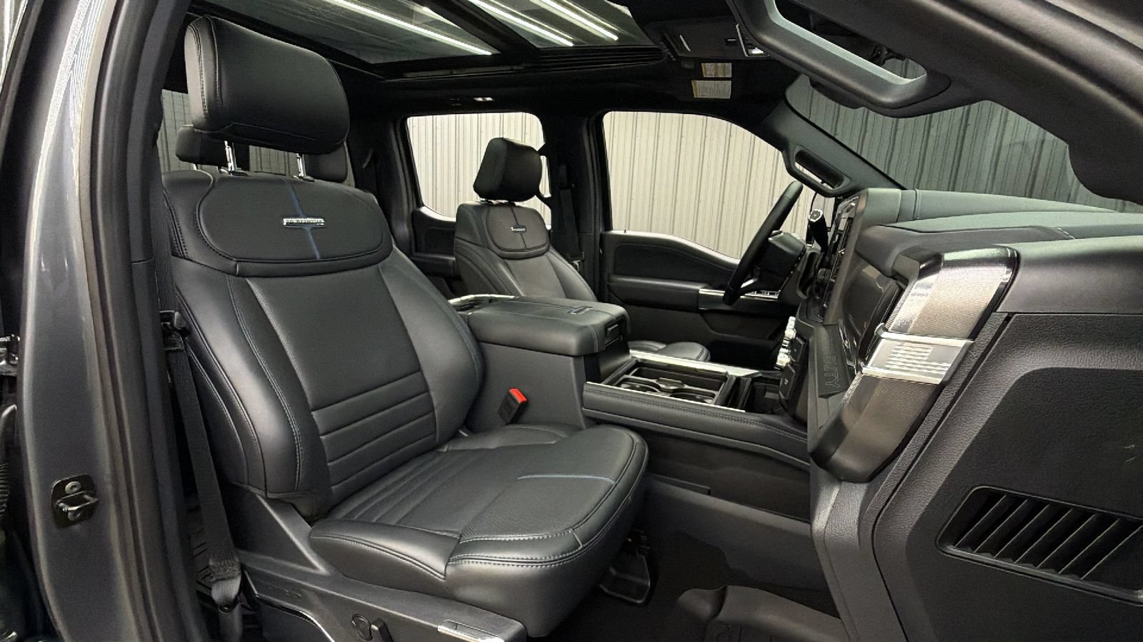 Used 2026 Ford F250 Platinum AWD/4WD image 37