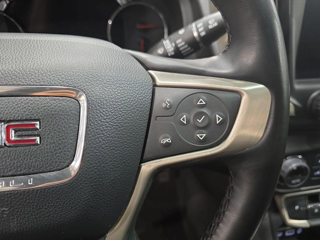 Used 2024 GMC Terrain Denali image 18