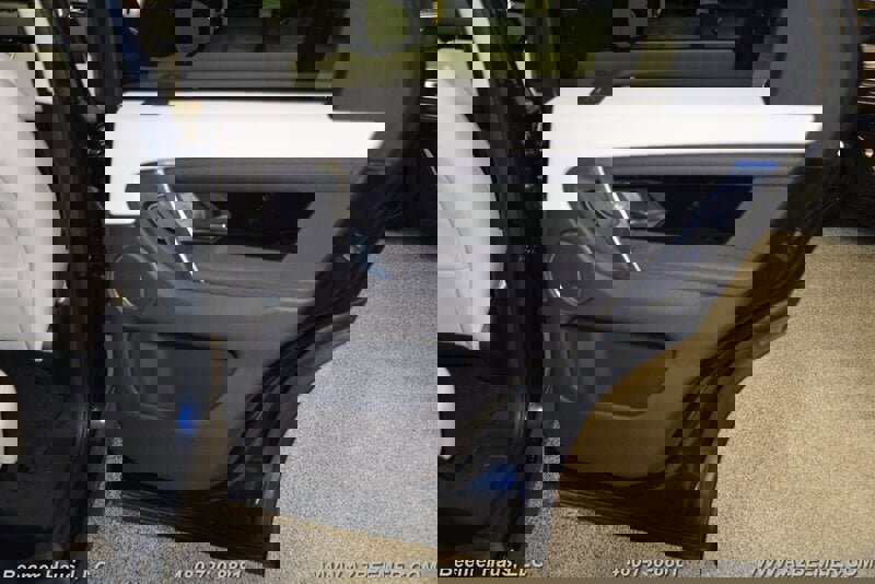 Used 2021 Land Rover Discovery Sport SE R-Dynamic image 39