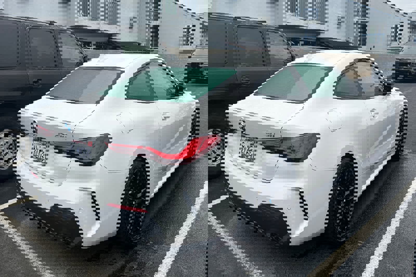 Used 2022 BMW 430i Coupe w/ M Sport Package image 2