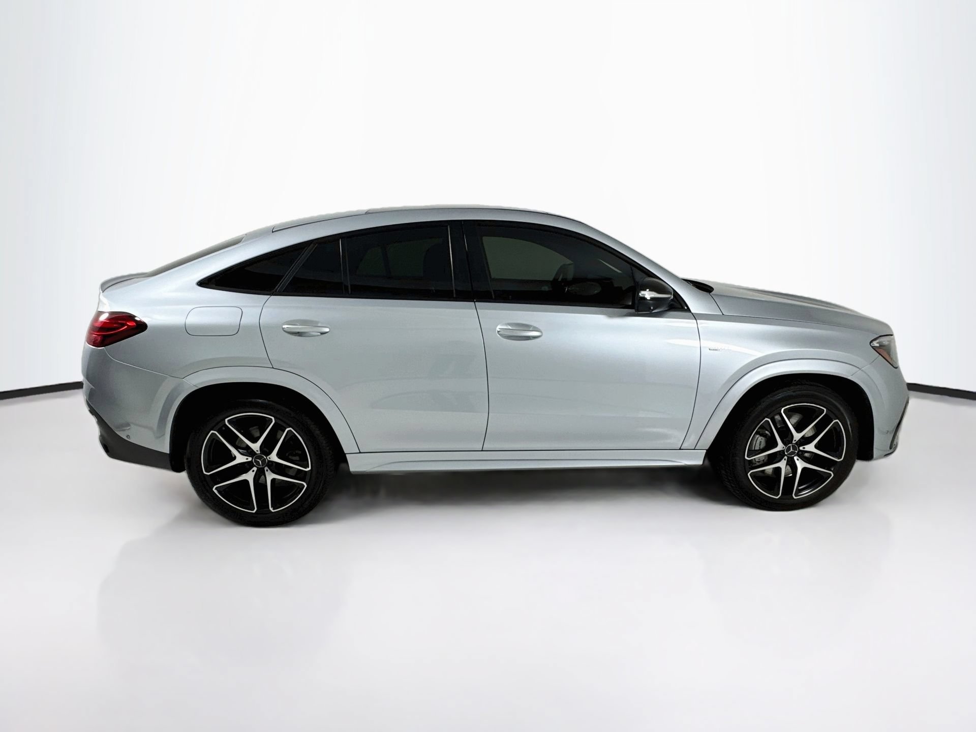 Used 2024 Mercedes-Benz GLE 53 AMG 4MATIC Coupe image 9