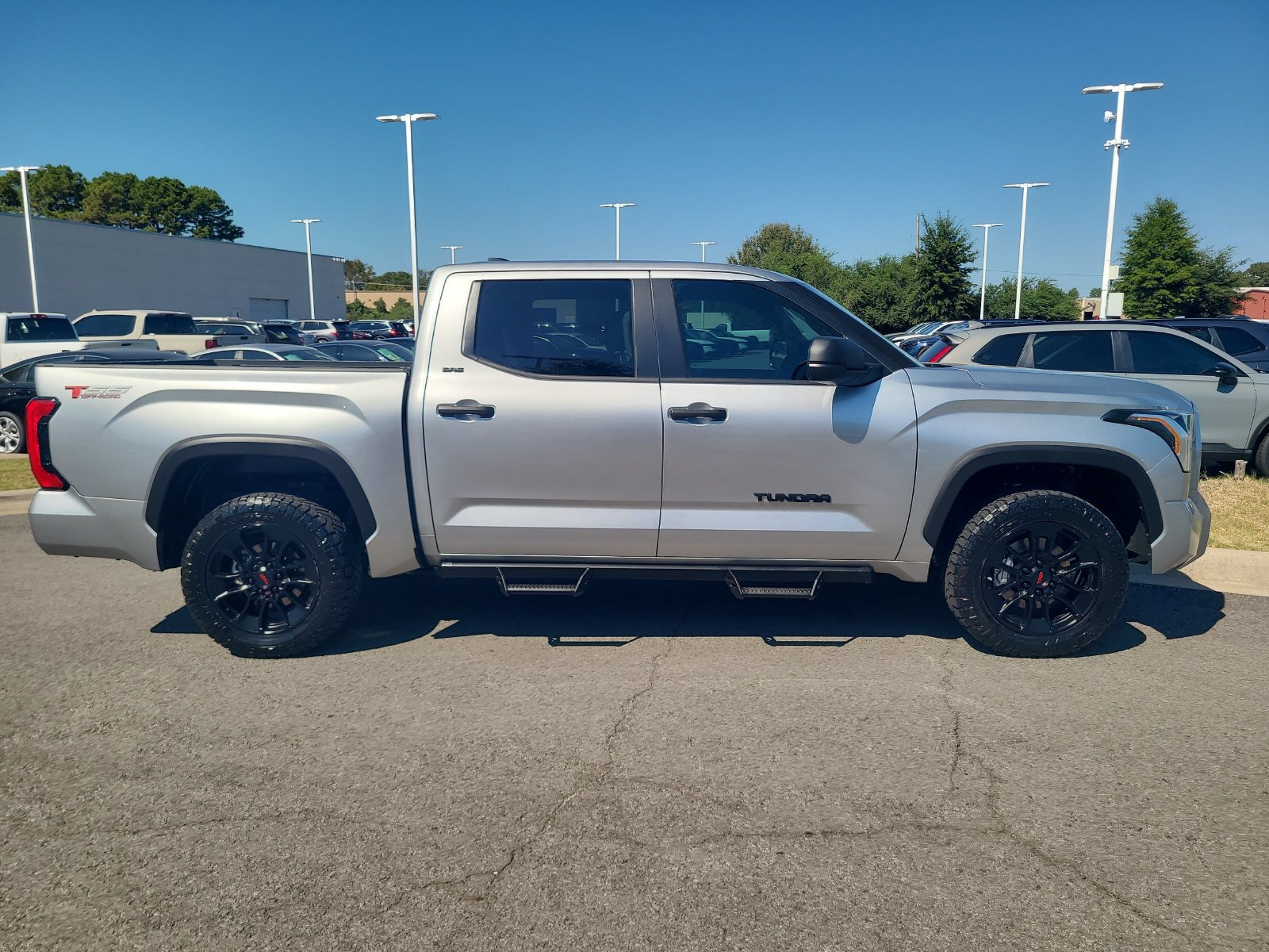Used 2024 Toyota Tundra SR5 AWD/4WD image 2