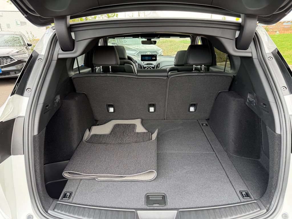 New 2026 Acura RDX SH-AWD image 15