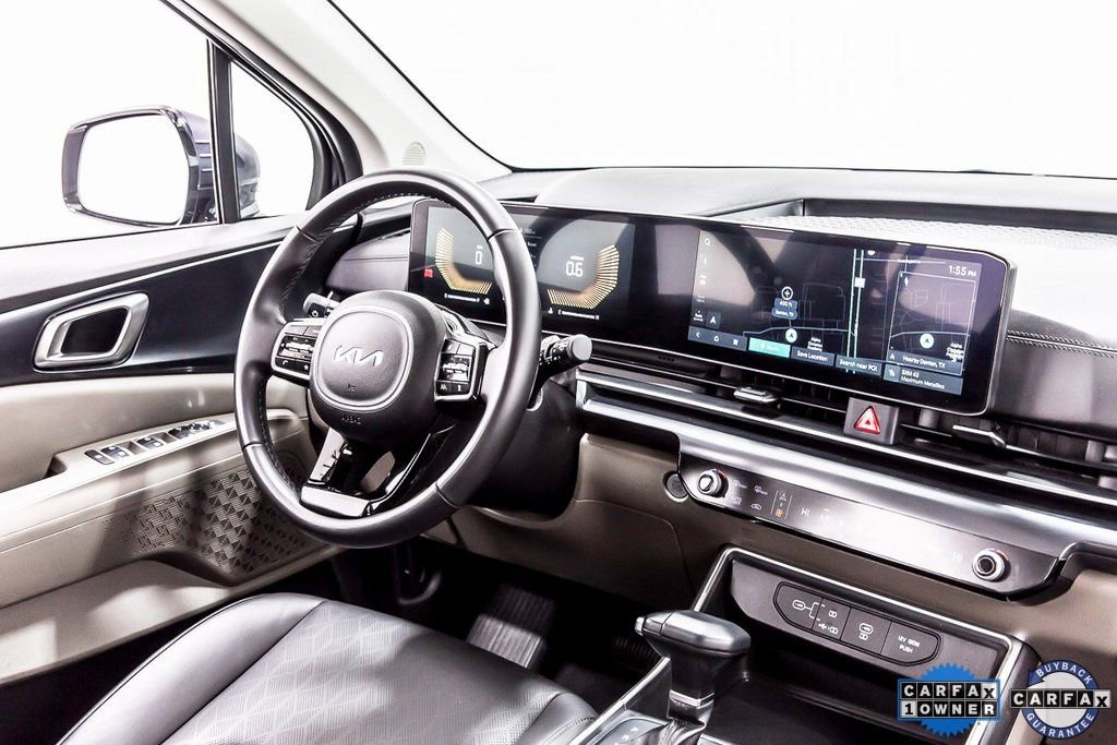 Used 2025 Kia Carnival image 19