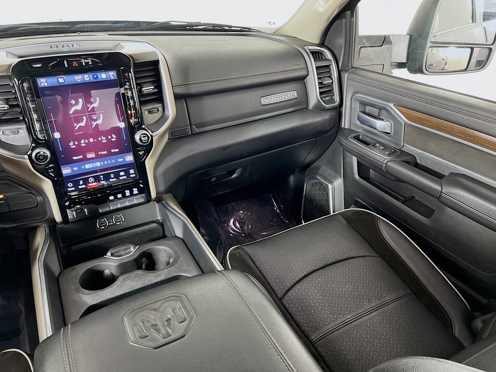 Used 2023 RAM 2500 Laramie AWD/4WD image 24