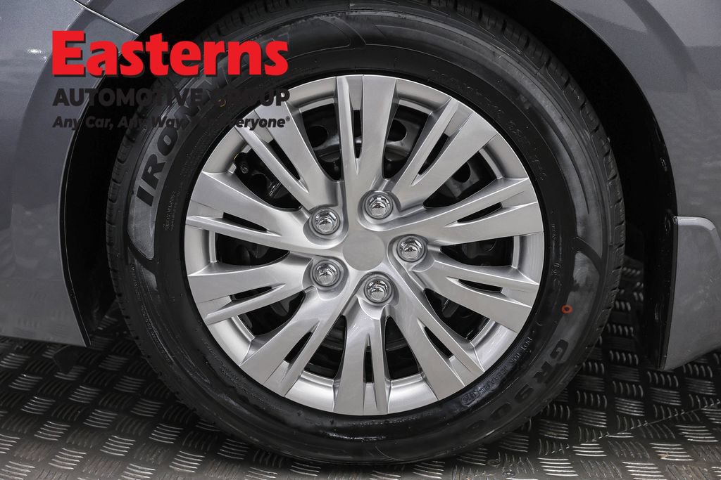 Used 2023 Nissan Sentra S FWD image 34