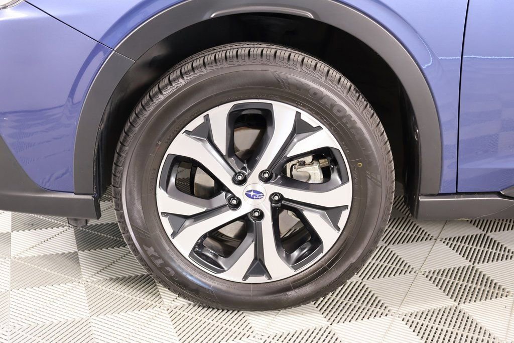 Used 2022 Subaru Outback Touring XT image 18