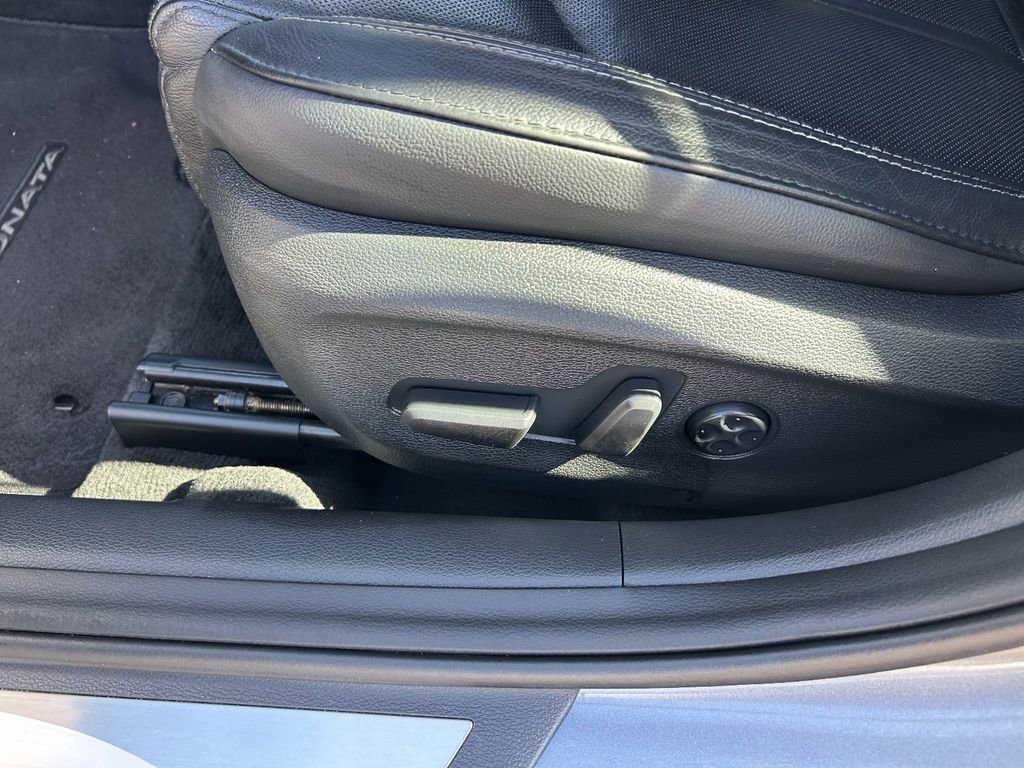 Used 2018 Hyundai Sonata Limited FWD image 20