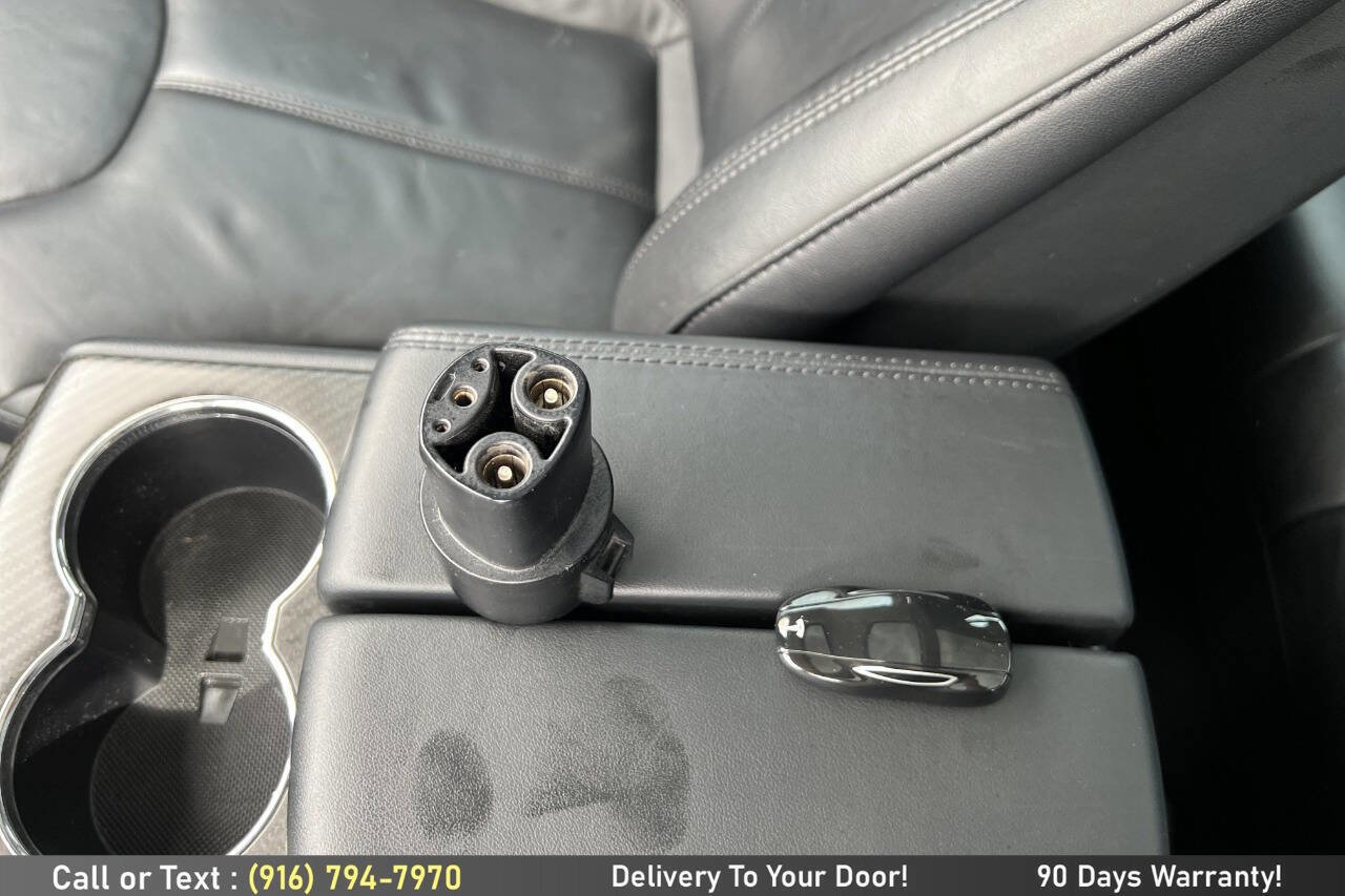 Used 2014 Tesla Model S P85 RWD image 24