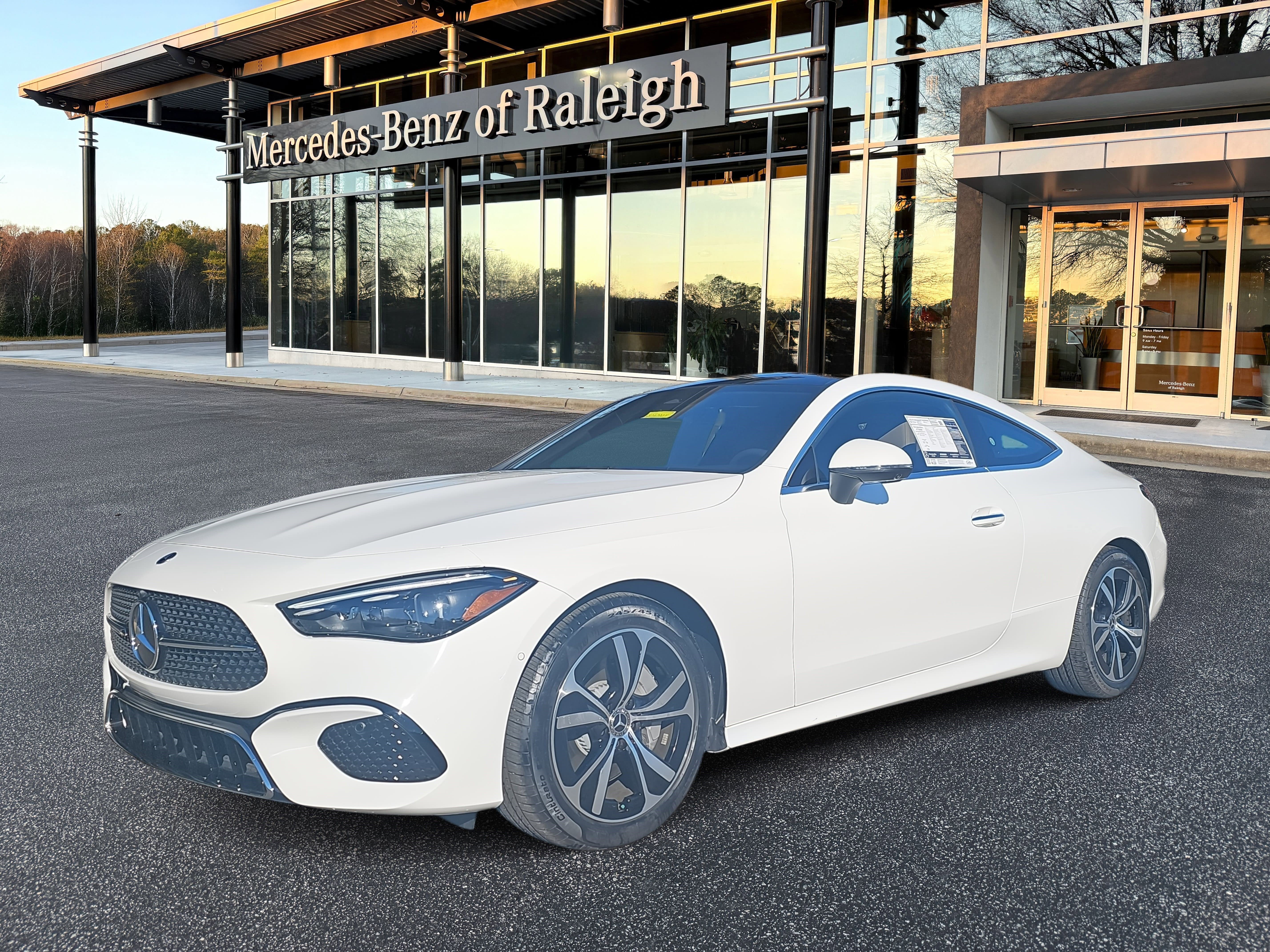 Certified 2025 Mercedes-Benz CLE 300 4MATIC Coupe image 1