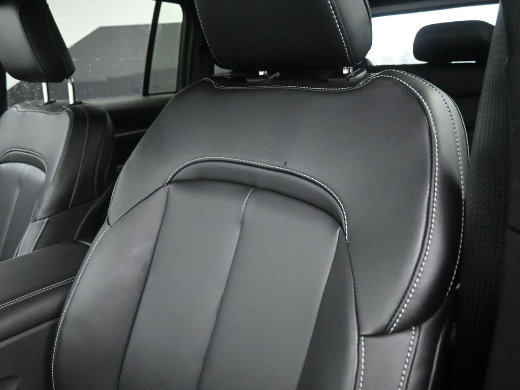 New 2026 Jeep Grand Cherokee Limited w/ Limited Altitude Package image 13