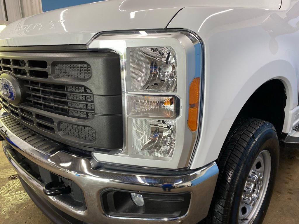 Used 2023 Ford F250 XL w/ 360-Degree Camera Package image 6