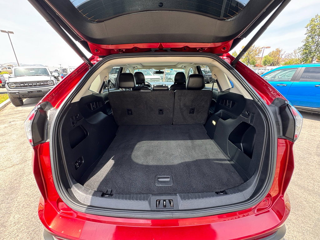 Used 2015 Ford Edge SEL w/ Equipment Group 201A FWD image 9