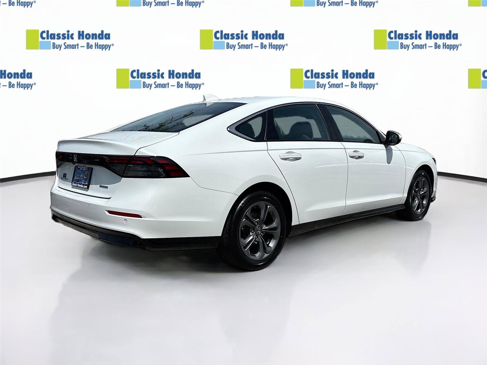 Certified 2025 Honda Accord EX-L image 8