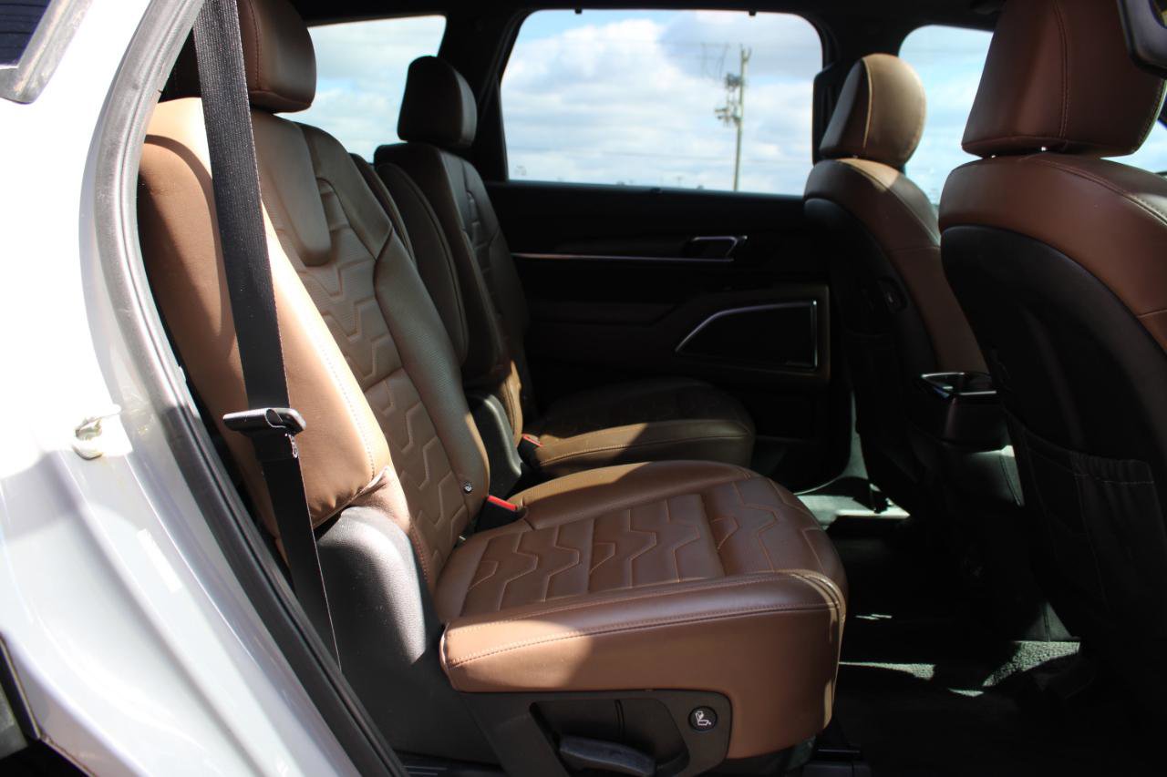 Used 2022 Kia Telluride SX w/ SX Prestige Package image 51