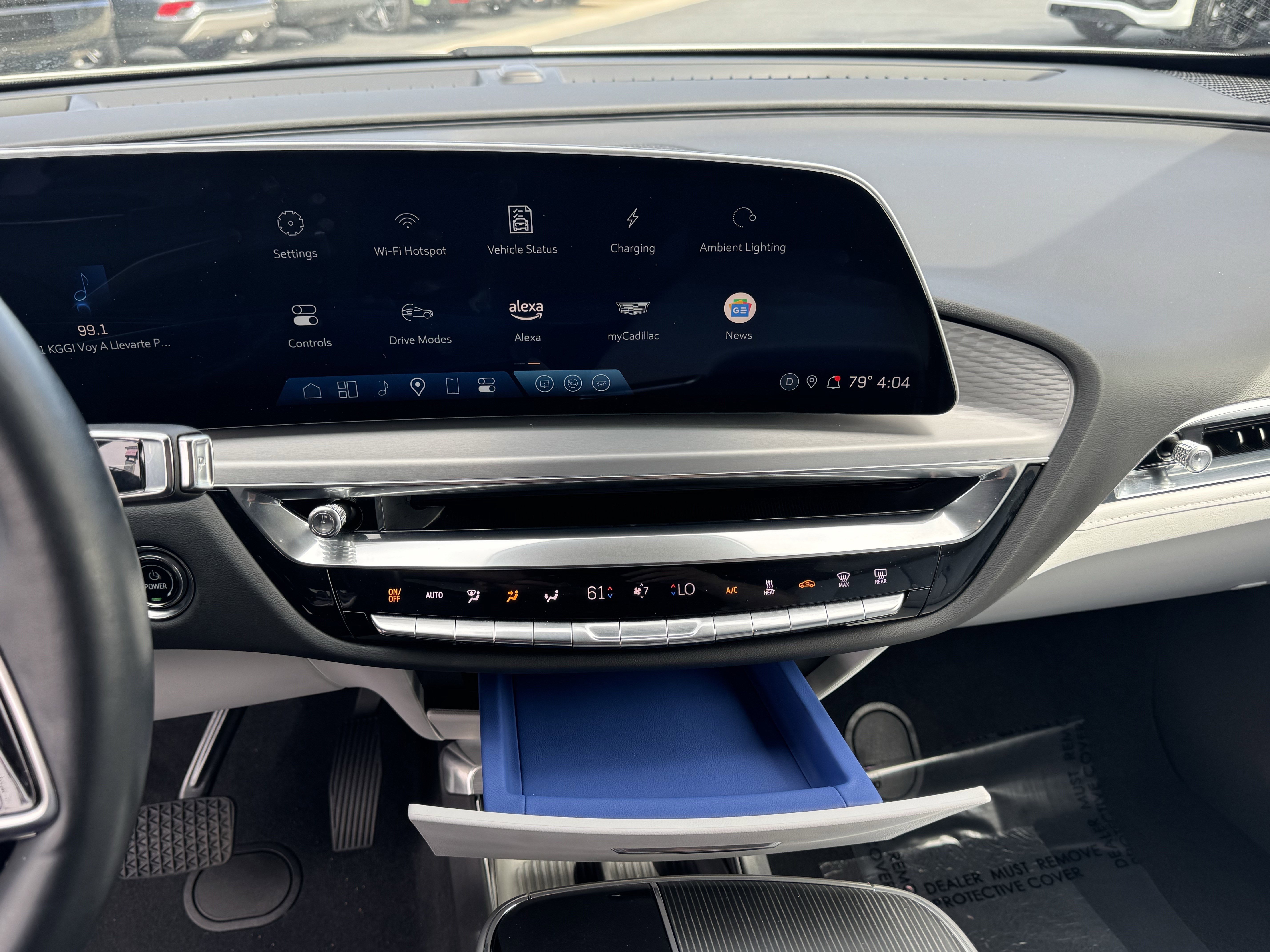 Used 2024 Cadillac Lyriq Luxury AWD/4WD image 22